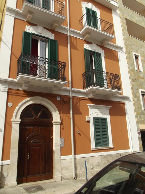 A Due Passi Dal Centro - Bari Policlinico Appartement Kamer foto
