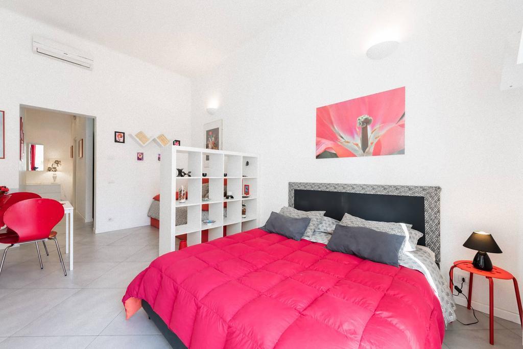 A Due Passi Dal Centro - Bari Policlinico Appartement Kamer foto